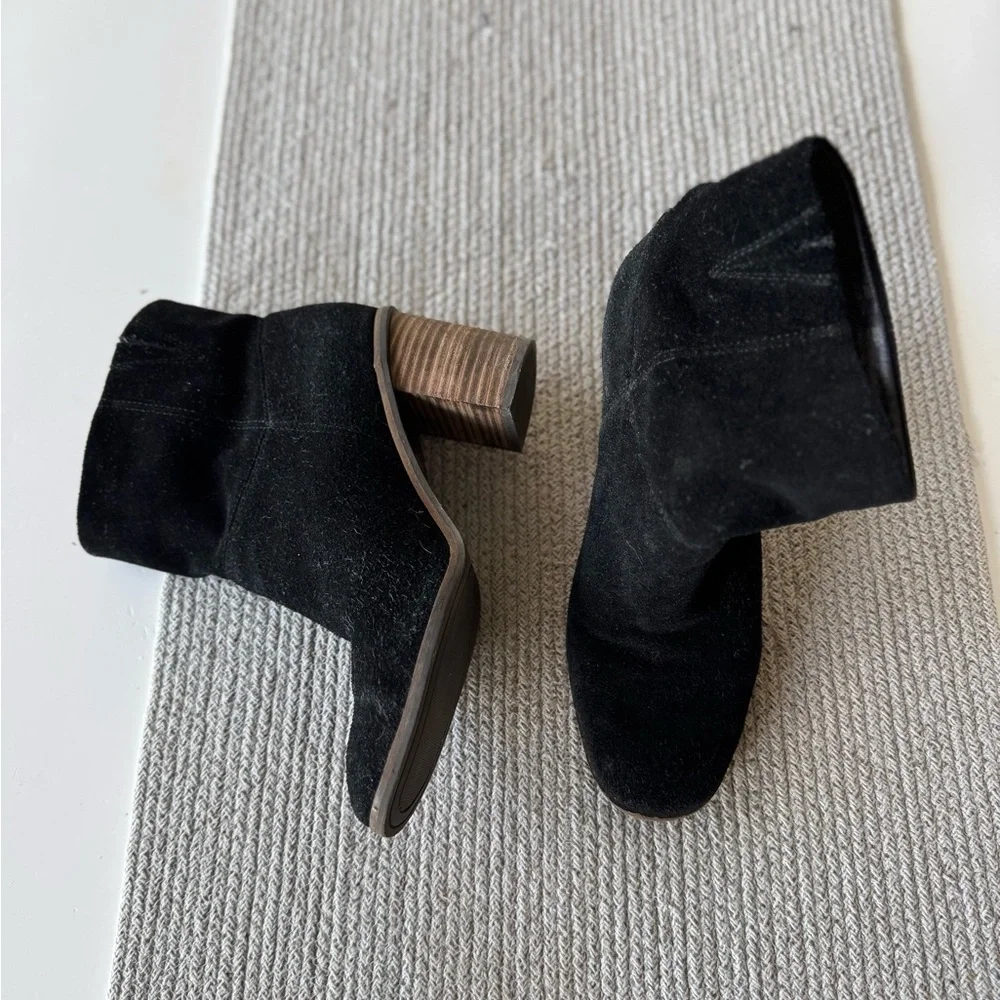 Lucky Brand Black Genuine Suede Leather Wood Block Heel Square Toe Booties Sz 8